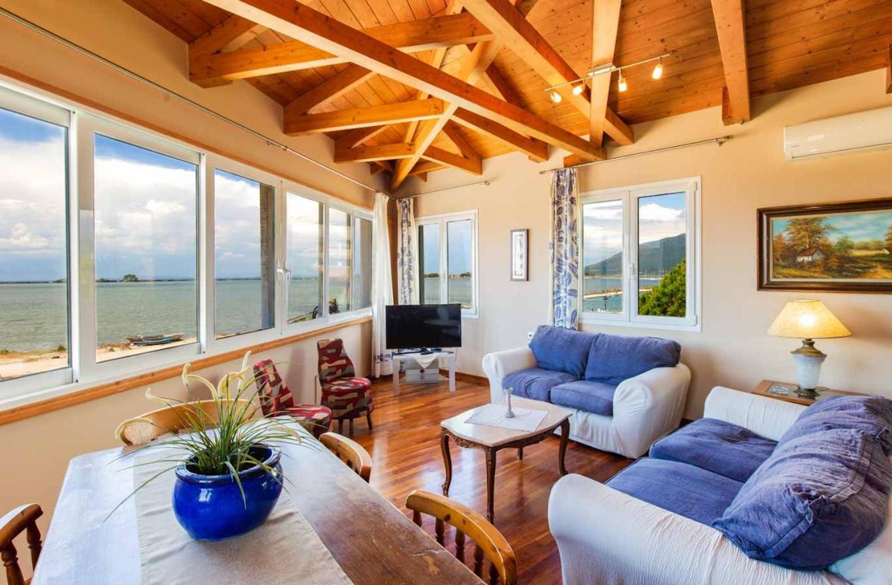 Seaview Kaposantes Apartments Lefkada City ภายนอก รูปภาพ