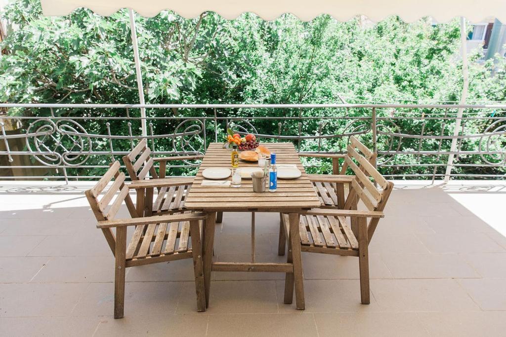 Seaview Kaposantes Apartments Lefkada City ภายนอก รูปภาพ